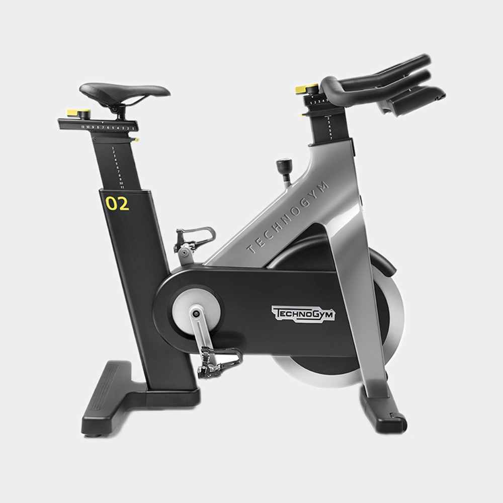 Group cycle technogym  RIDE Grey