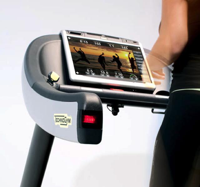Run now 700 visio web Technogym Excite Refurbished Wellness Point